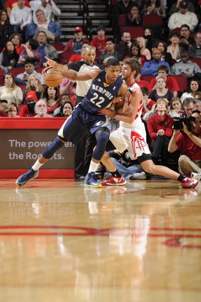 领红黑军团 领红黑军团