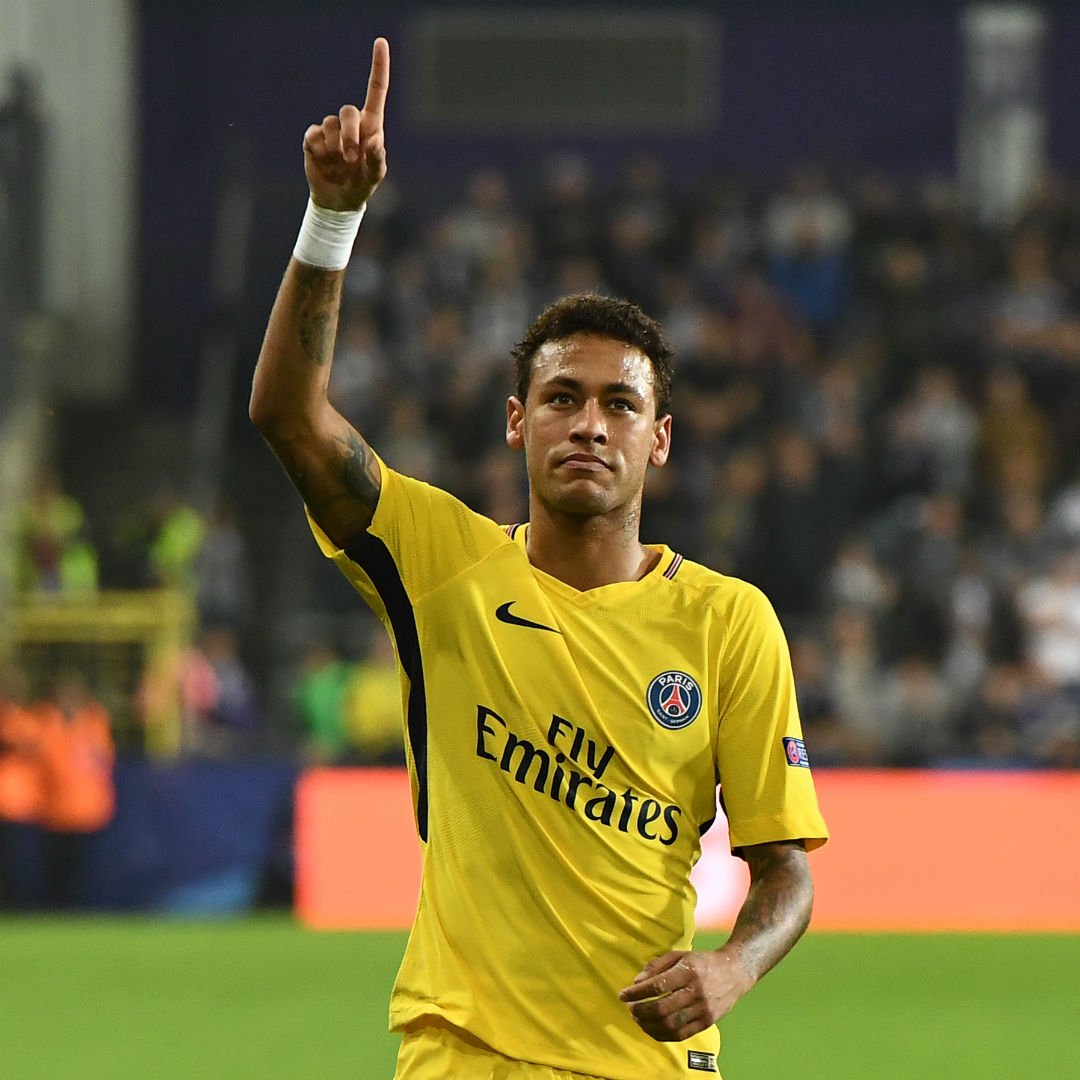 让他在足球 让他在足球